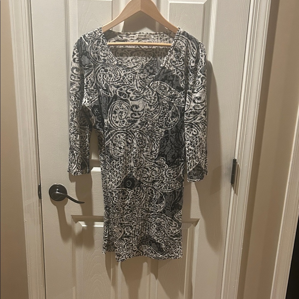 Chic Black and White Paisley Swim Coverup